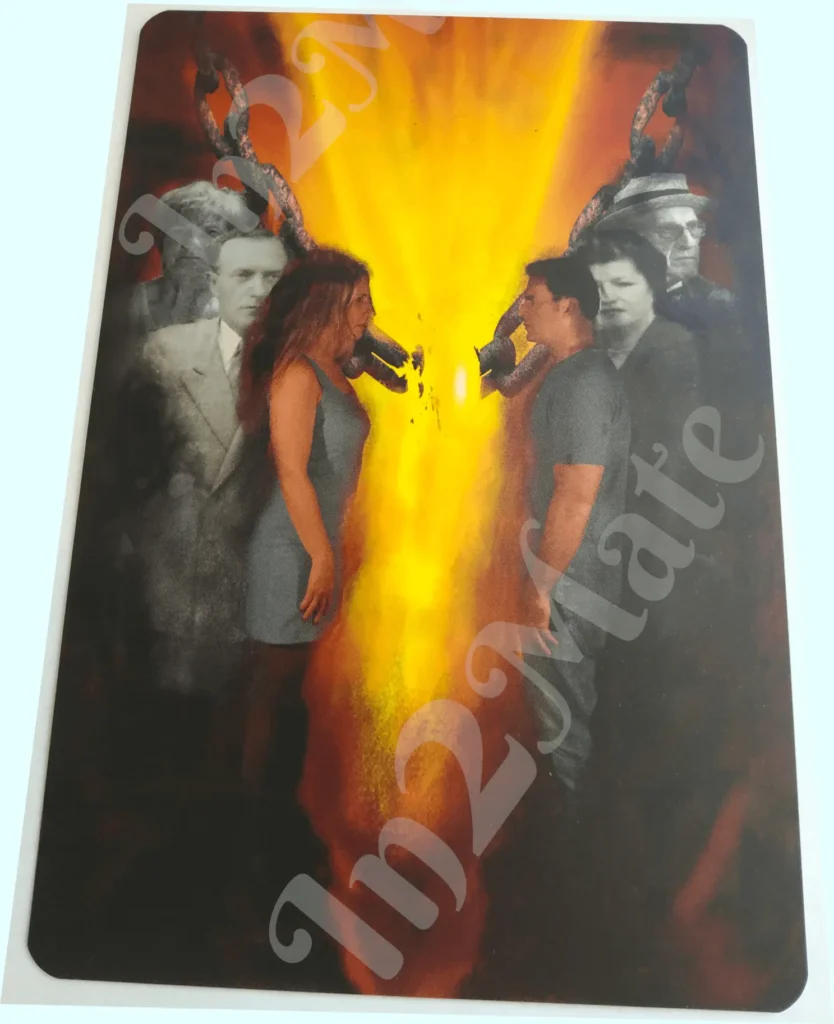 נדב אטיאס - שחרור מריצוי בזוגיות: זוג עומד עם ההיסטוריה מאחוריהם וניתוץ שלשלאות, המייצגות יצירת דרגות חופש ומעבר מנתינה של "חייב" לנתינה מלב חפץ.