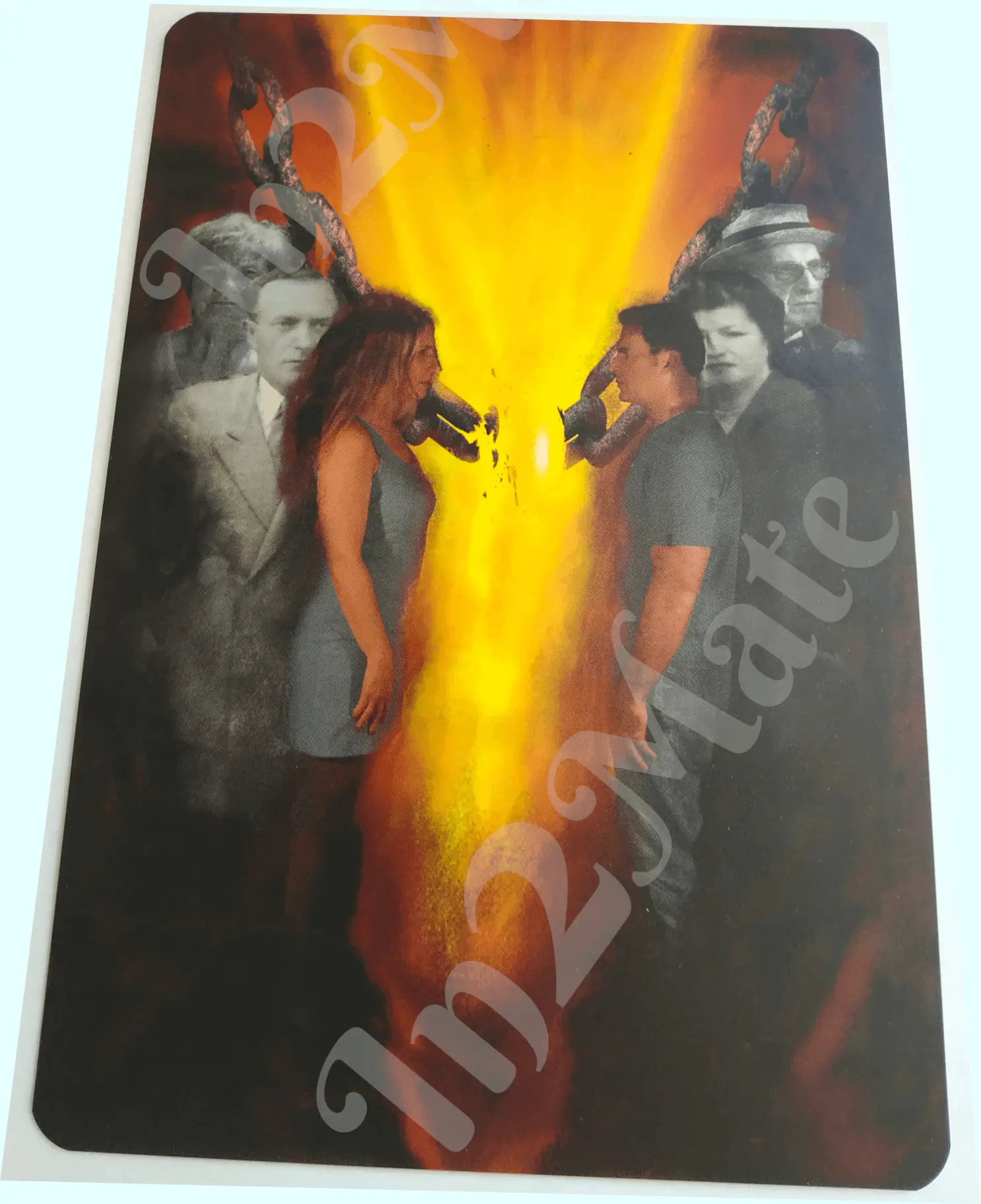 נדב אטיאס - שחרור מריצוי בזוגיות: זוג עומד עם ההיסטוריה מאחוריהם וניתוץ שלשלאות, המייצגות יצירת דרגות חופש ומעבר מנתינה של "חייב" לנתינה מלב חפץ.